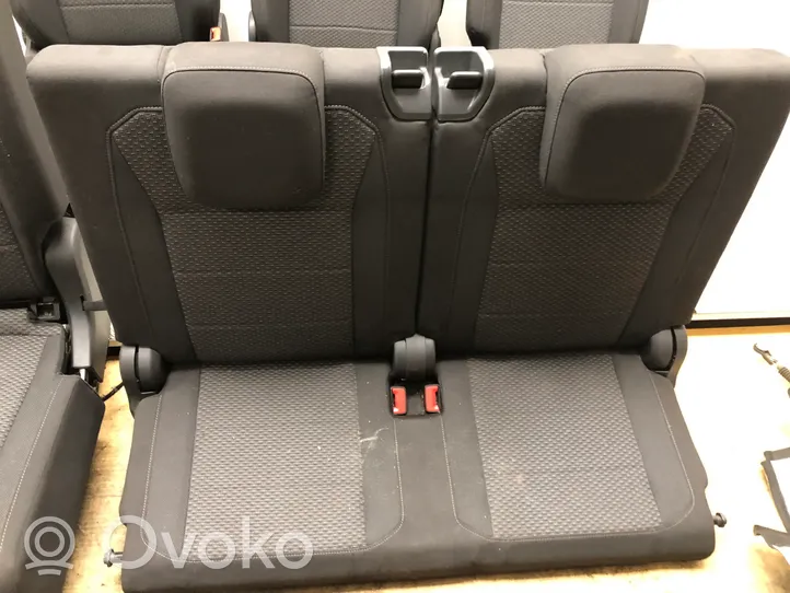 Volkswagen Tiguan Allspace Sisustussarja 