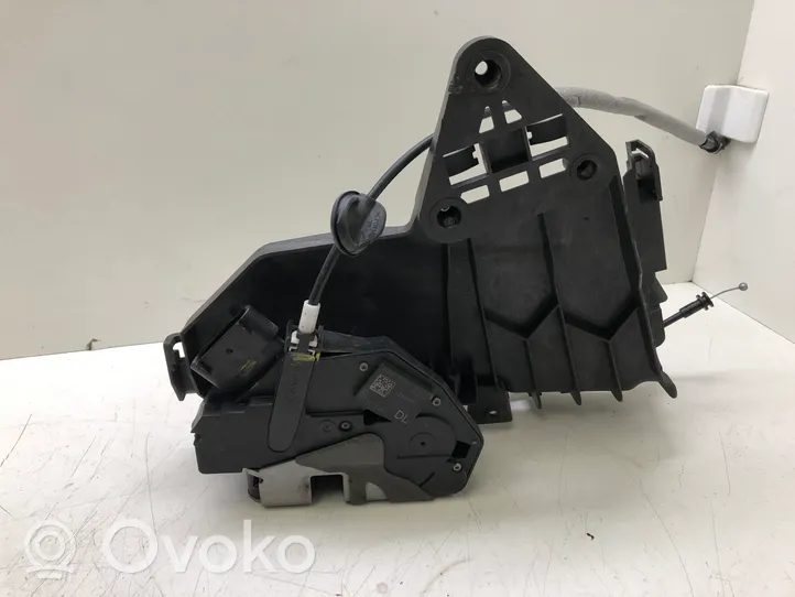 Volvo S60 Front door lock 31301740