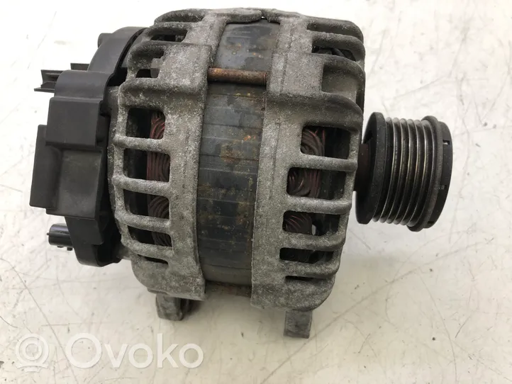 Nissan Qashqai Generatore/alternatore 231004EA0AE