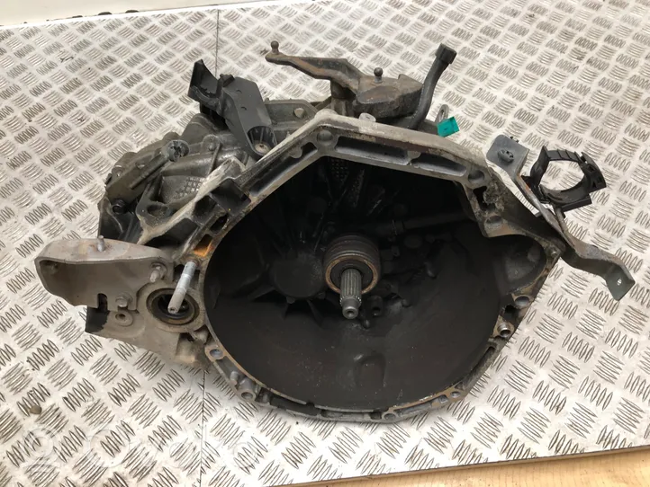 Nissan Qashqai Boîte de vitesses manuelle à 6 vitesses 320104EA0B