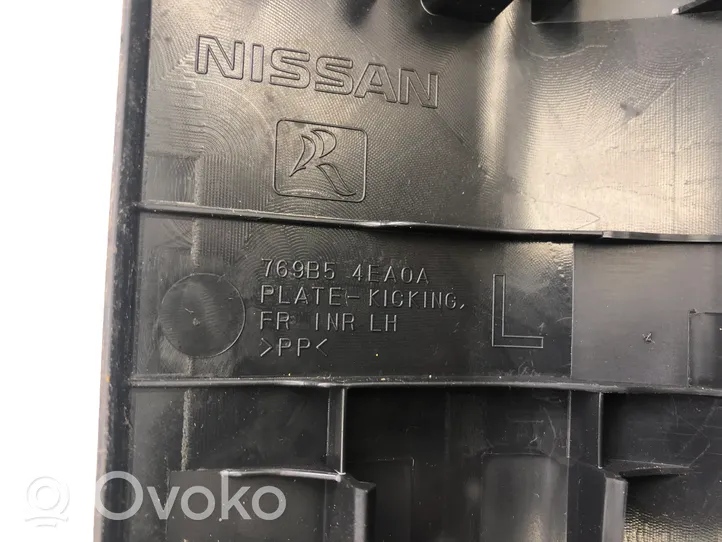 Nissan Qashqai Priekinio slenksčio apdaila (vidinė) 769B54EA0A