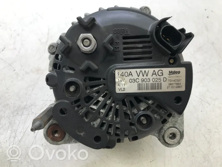 Volkswagen Golf VI Alternator 03C903025D