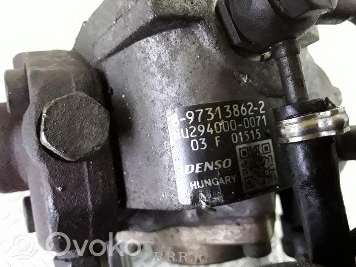Opel Meriva A Bomba de alta presión de inyección de combustible 8973138622