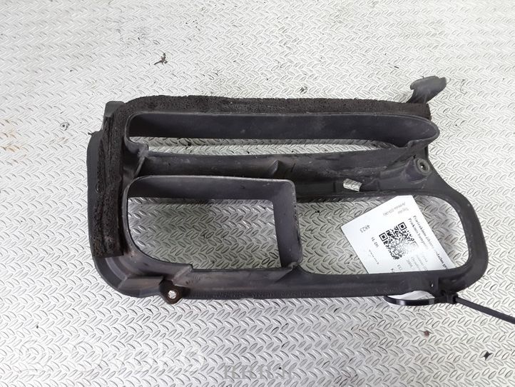 Toyota Avensis T250 Mascherina/griglia fendinebbia anteriore 5212805040