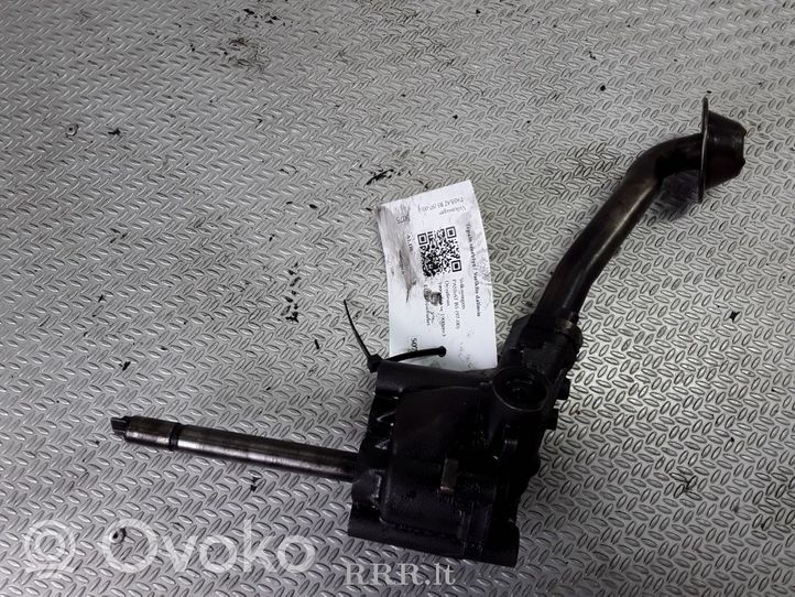 Volkswagen PASSAT B5 Pompe à huile 026115153A