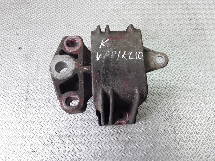 Volkswagen Sharan Supporto di montaggio del motore 7M3199555