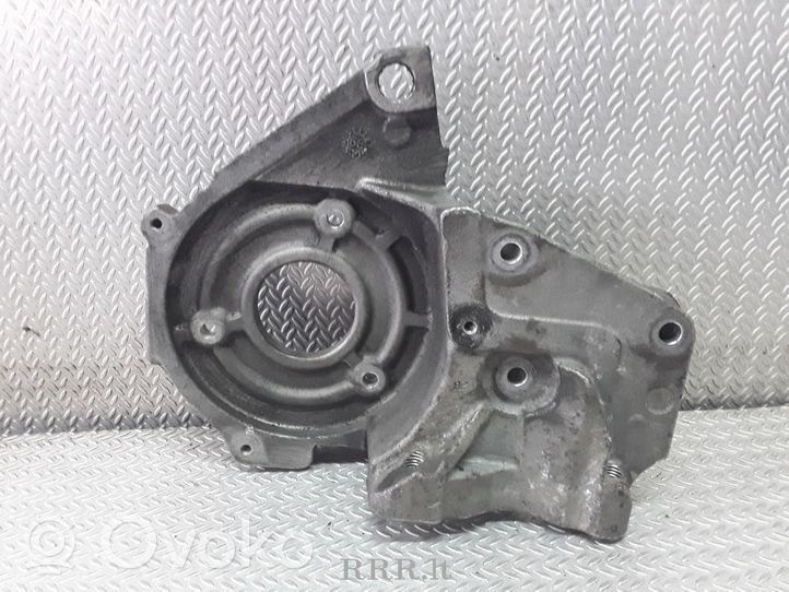 Renault Megane I Fuel pump bracket 