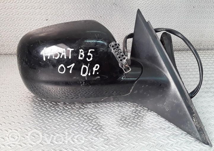 Volkswagen PASSAT B5 Front door electric wing mirror 3B0857934