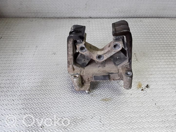 Opel Vectra B Gearbox mount 74266302