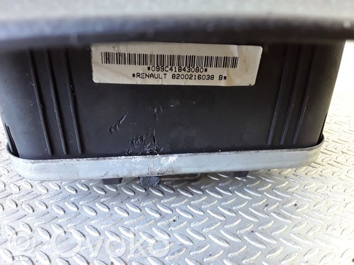 8200216038B Renault Modus Steering wheel airbag, 10.00 € | RRR