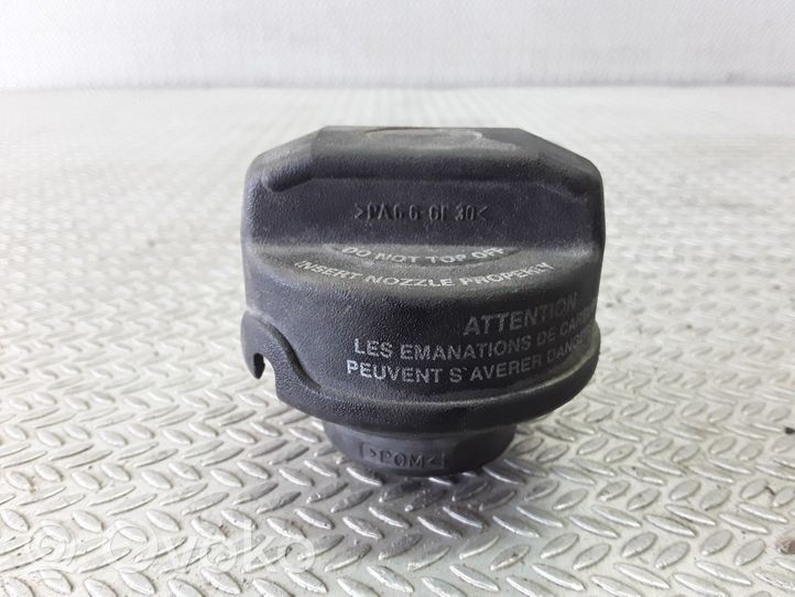 Audi A8 S8 D2 4D Tappo del serbatoio del carburante 1J0201553A