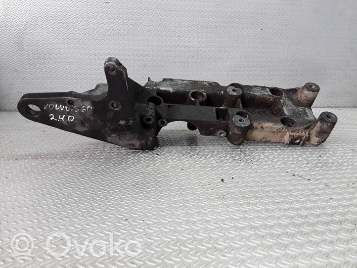 Volvo S60 Support de générateur / alternateur 8642196