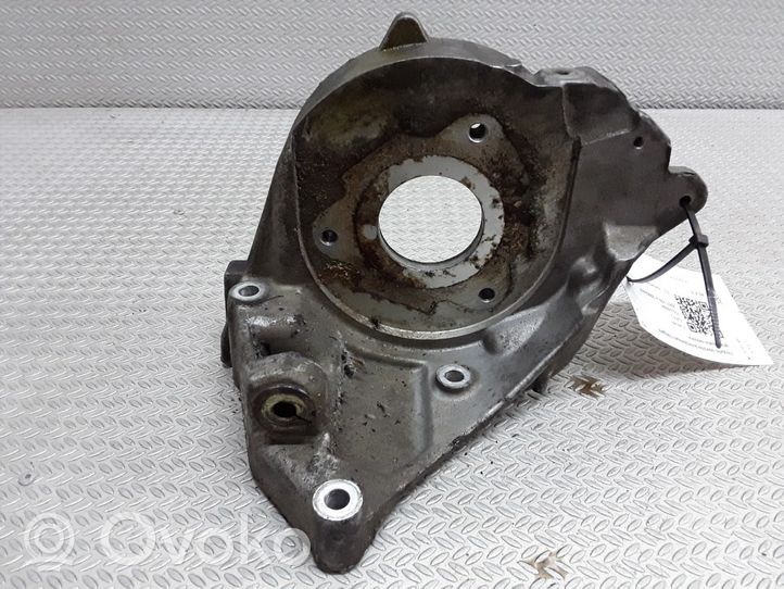 Citroen C8 Support pompe injection à carburant 96365905