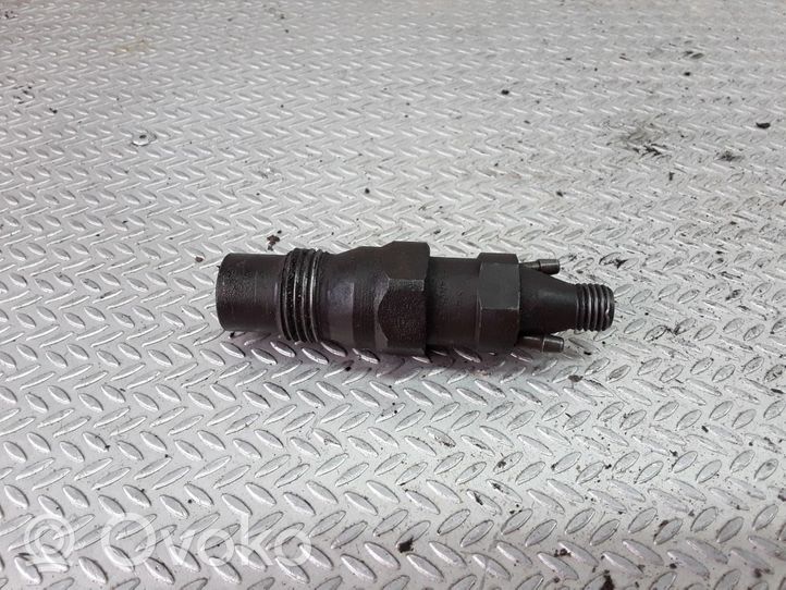 Audi 80 90 B3 Injecteur de carburant 068130201N