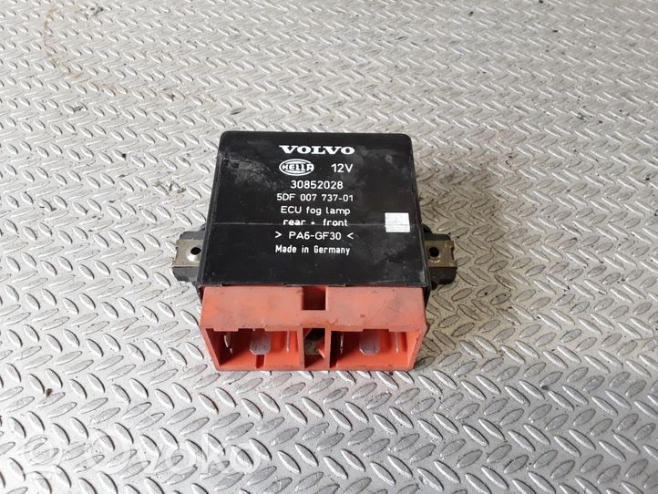 Volvo S40, V40 Light relay 30852028