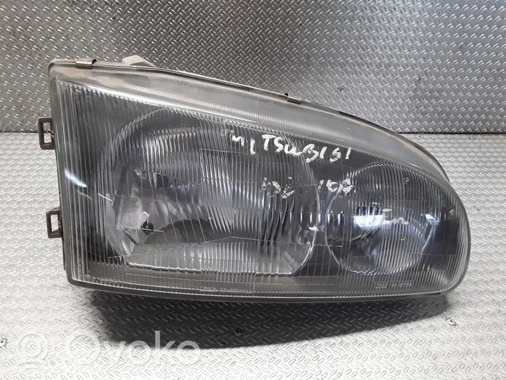 Mitsubishi Delica Phare frontale 11087009LH