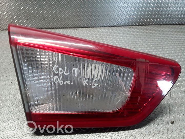 Mitsubishi Colt CZ3 Lampy tylnej klapy bagażnika 