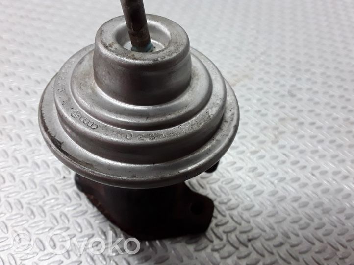 Audi A6 S6 C4 4A EGR valve 028131501E
