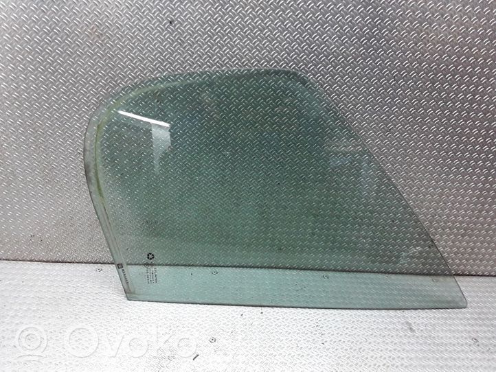 Opel Vivaro Mažasis "A" priekinių durų stiklas (dvidurio) 