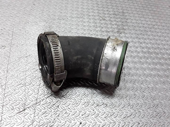 Audi Q7 4L Tube d'admission de tuyau de refroidisseur intermédiaire 7L6145943B