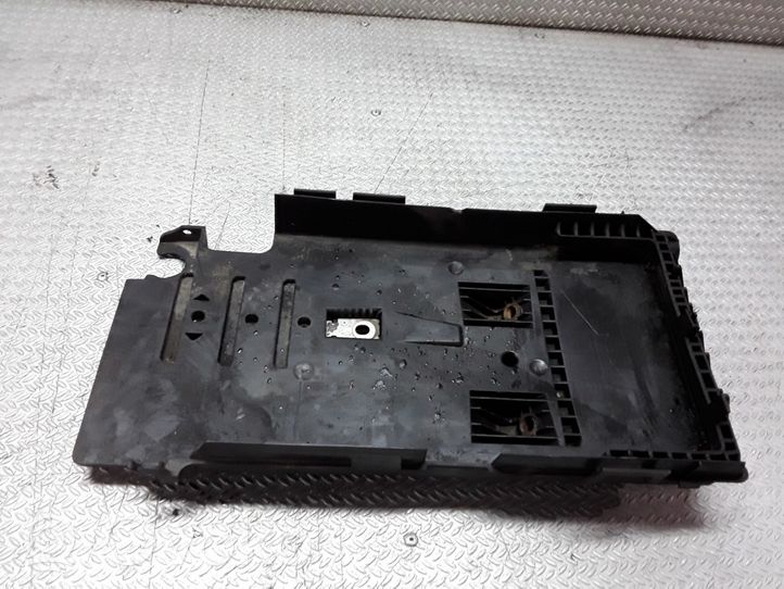 Ford Mondeo MK IV Vassoio batteria 6G9110723A