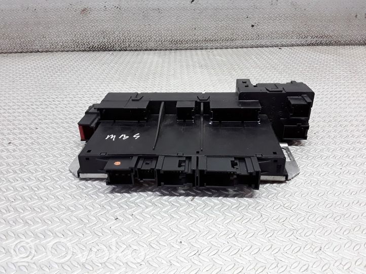 Mercedes-Benz S W220 Module de fusibles A0275454532