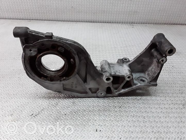 Mazda 6 Support pompe injection à carburant 