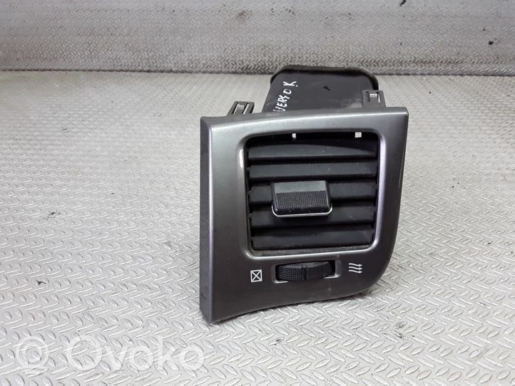 Toyota Avensis Verso Copertura griglia di ventilazione laterale cruscotto 5565044080