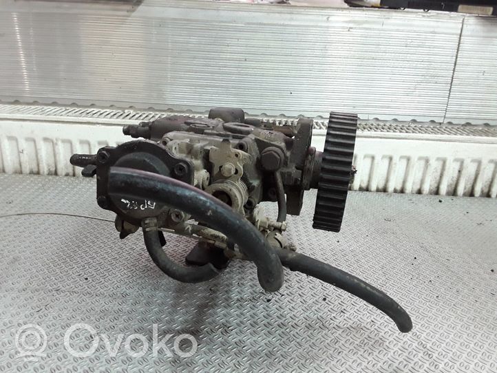 Opel Kadett E Pompa wtryskowa wysokiego ciśnienia 9460620007