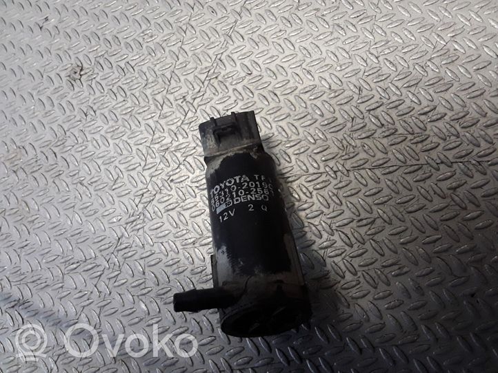 Toyota RAV 4 (XA10) Tuulilasi tuulilasinpesimen pumppu 8531020190