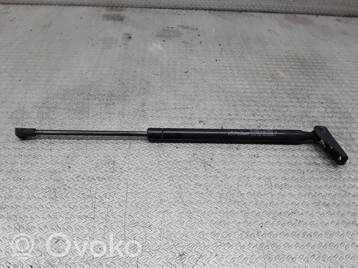 Toyota Corolla E120 E130 Tailgate/trunk strut/damper 8114AB1