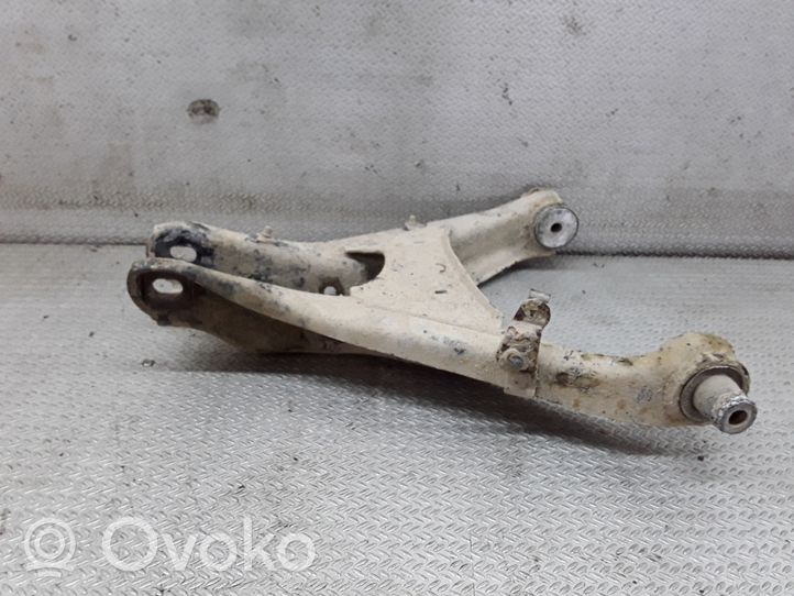 Audi A6 Allroad C5 Triangle bras de suspension supérieur arrière 4B0505311