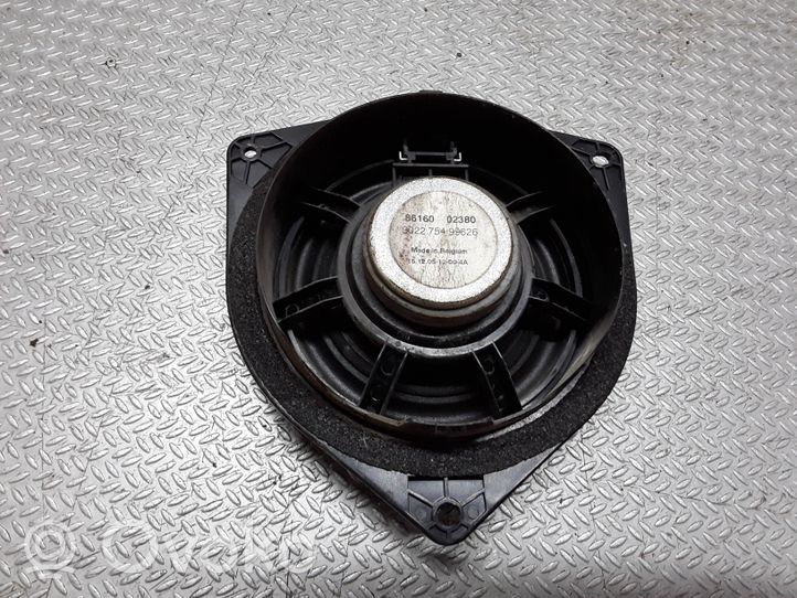 Toyota Avensis T250 Rear door speaker 8616002380