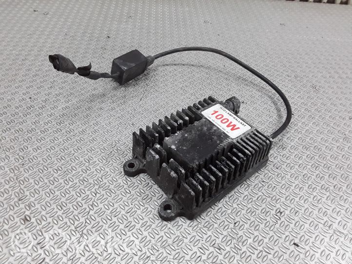 Volvo V70 Xenon control unit/module 