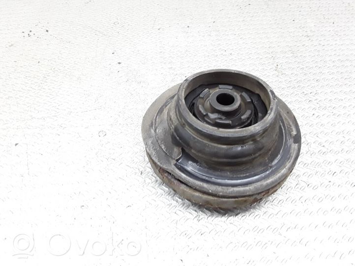 BMW X5 E53 Soporte de puntal superior delantero 31331096311