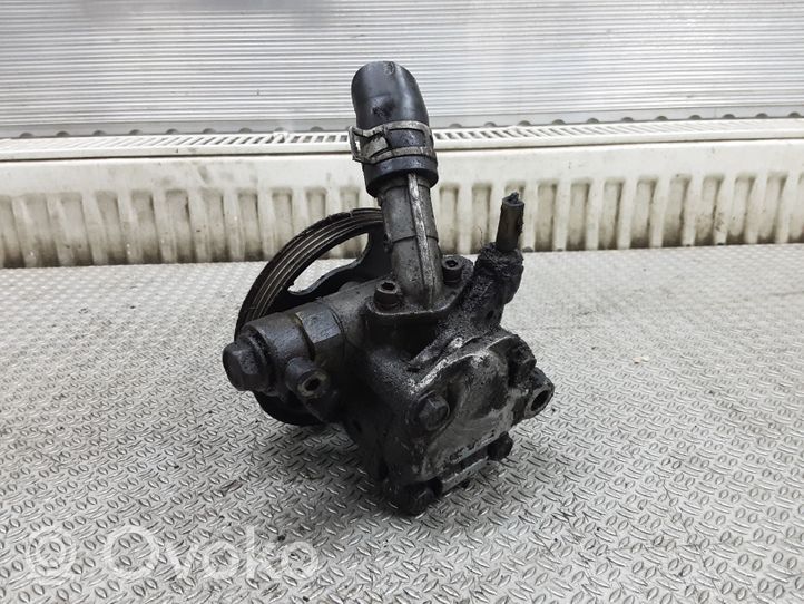 Mazda 323 Power steering pump 