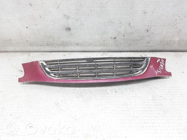 Toyota Avensis T220 Oberes Gitter vorne 5311105030F