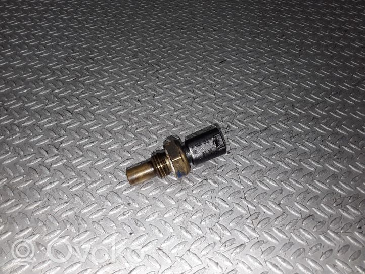 Mercedes-Benz C W204 Sonde de température de liquide de refroidissement 0051536328