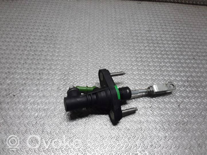 Toyota Verso Główny cylinder sprzęgła 3142002051B