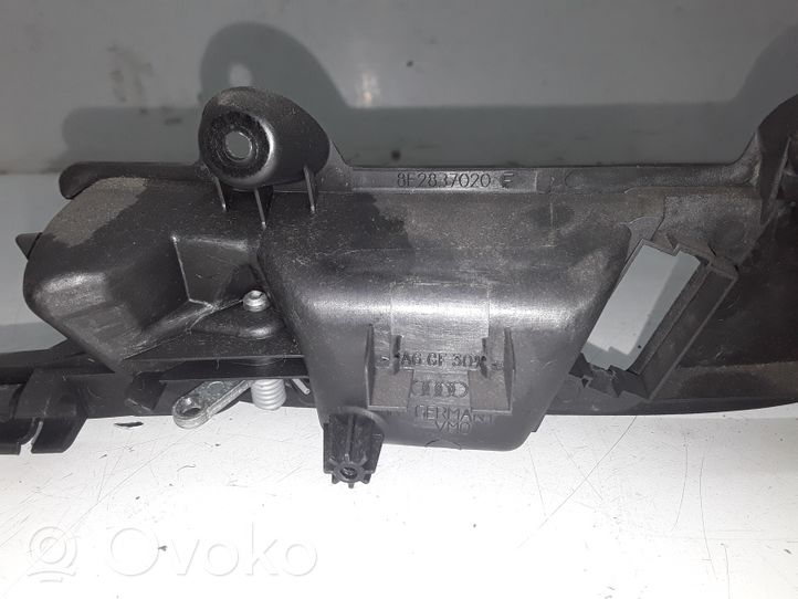 Seat Exeo (3R) Rankenėlė atidarymo vidinė 8E2837020F