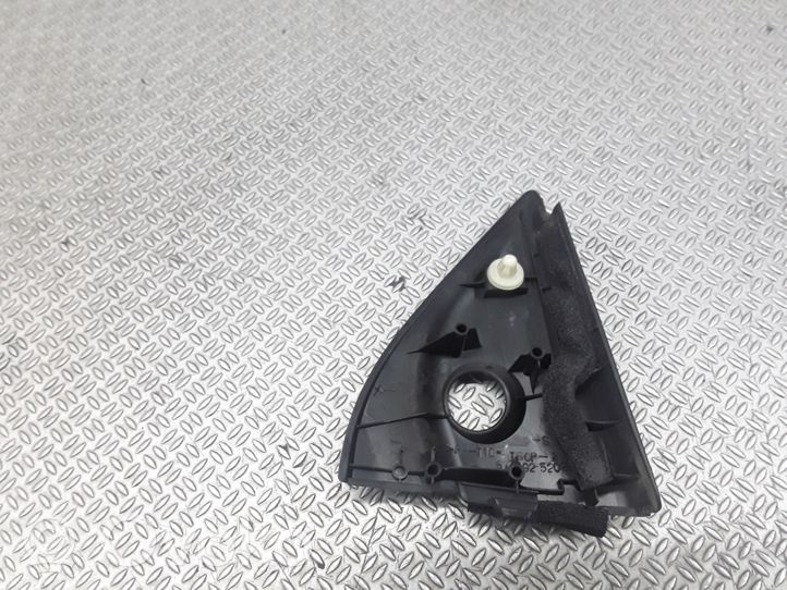 Toyota Yaris Veidrodėlio plastikinė apdaila 6749252020