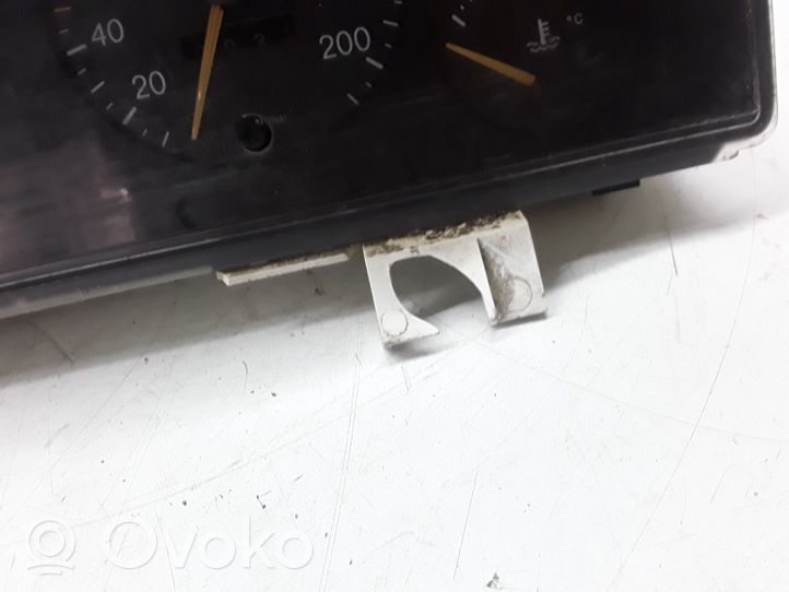 Peugeot 405 Compteur de vitesse tableau de bord 09030702030