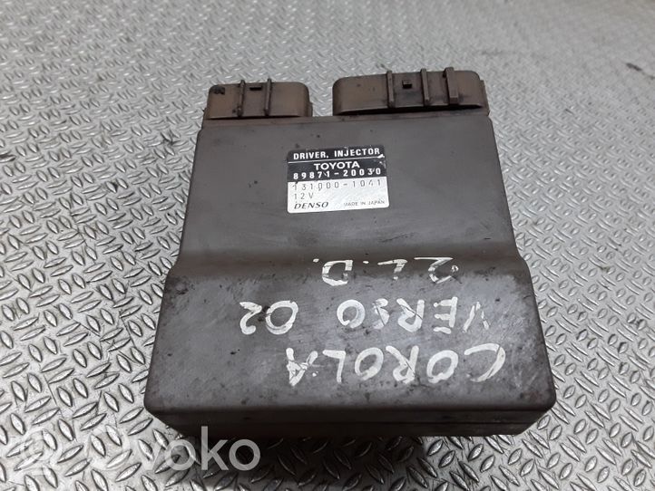 Toyota Avensis Verso Degalų purkštukų (forsunkių) valdymo blokas 8987120030