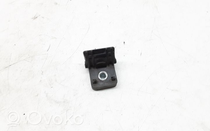 Opel Astra J Staffa di montaggio del radiatore 13250318