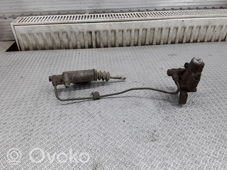 Mitsubishi Pajero Clutch slave cylinder 