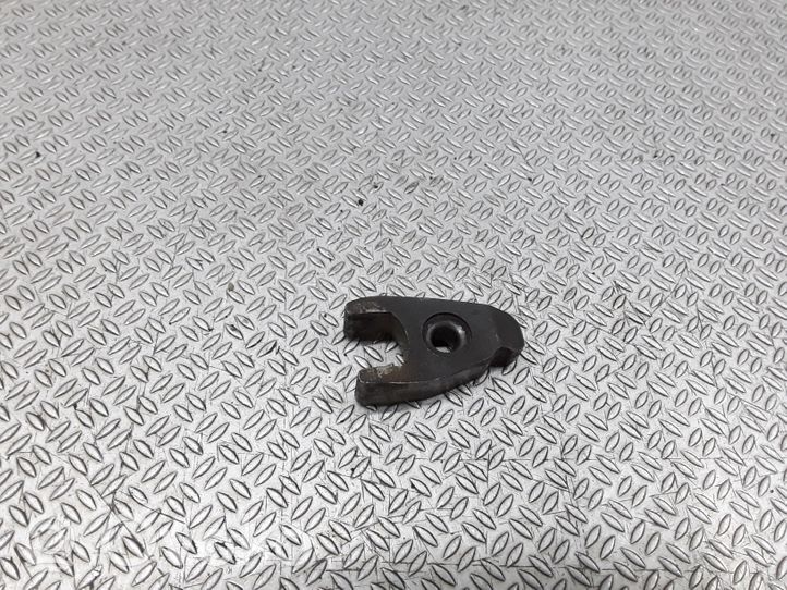 Citroen Berlingo Fuel Injector clamp holder 