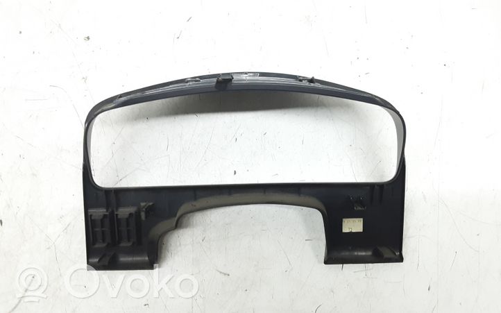 Toyota Avensis T220 Instrumentu paneļa dekoratīvā apdare 5541105030