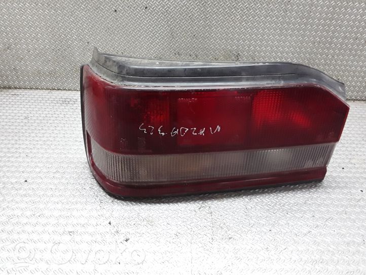 Mazda 323 Lampa tylna 0437868