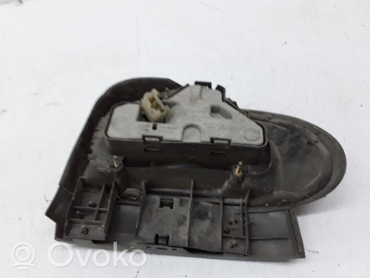 Mazda 121 Lampa tylna 22061364