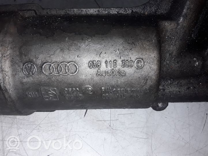 Volkswagen PASSAT B5 Supporto di montaggio del filtro dell’olio 038115389C